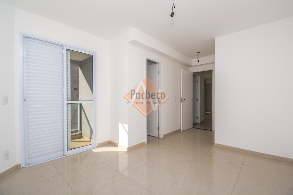 Apartamento à venda com 2 quartos, 68m² - Foto 4