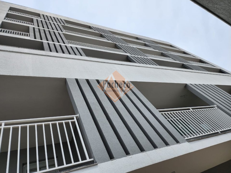 Apartamento para alugar com 2 quartos, 40m² - Foto 14