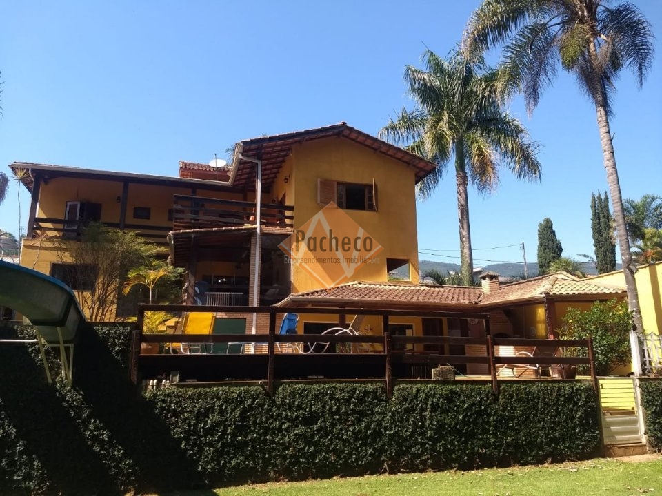 Fazenda à venda com 5 quartos, 510m² - Foto 4