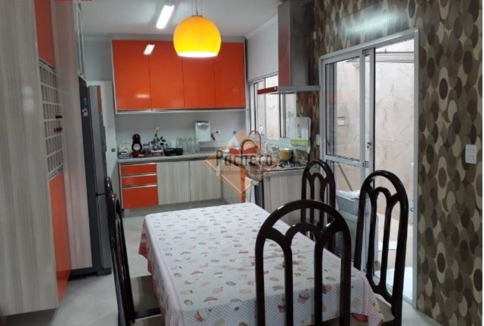 Sobrado à venda com 3 quartos, 190m² - Foto 5