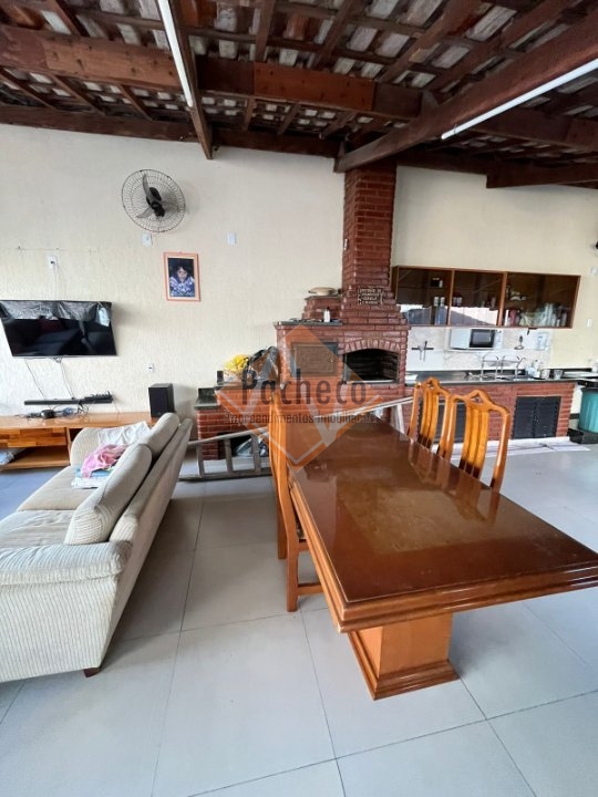 Casa à venda com 4 quartos, 400m² - Foto 9