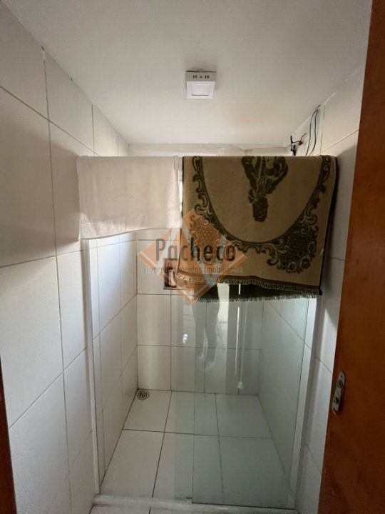 Casa à venda com 4 quartos, 400m² - Foto 4