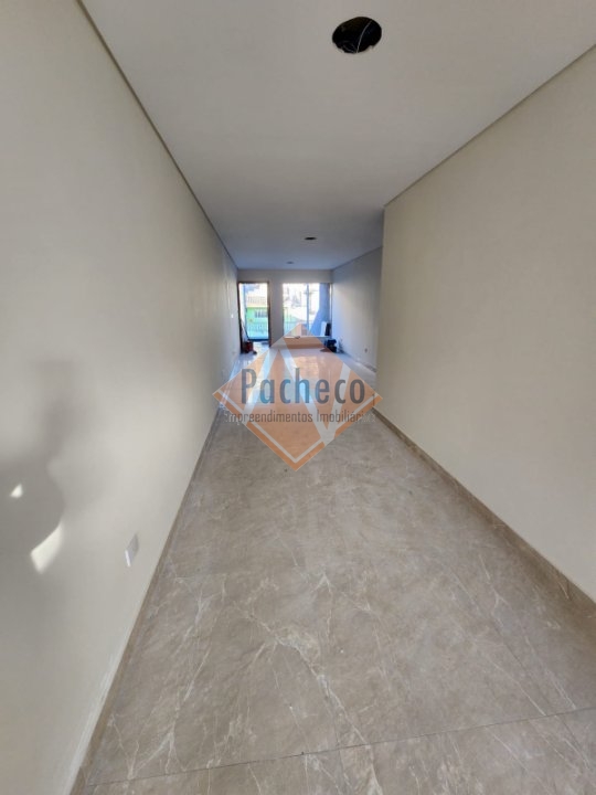 Sobrado à venda com 3 quartos, 177m² - Foto 2