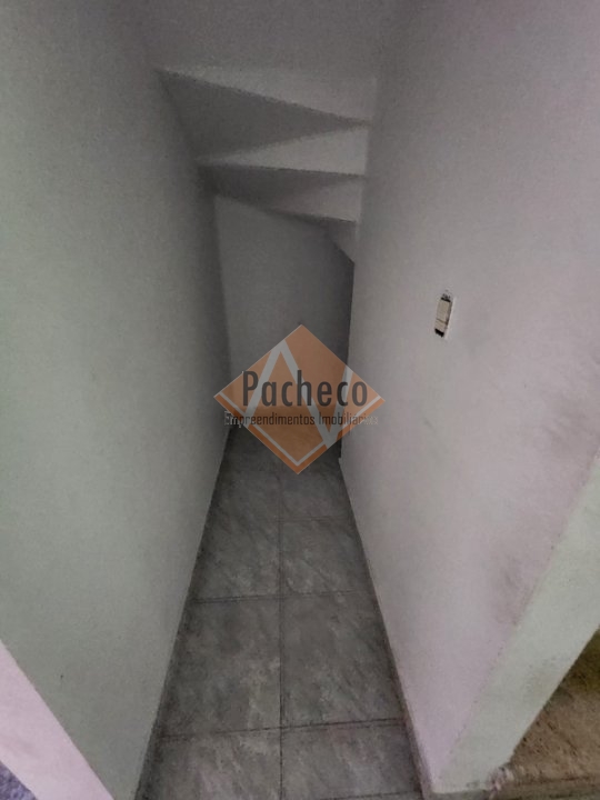 Sobrado à venda com 3 quartos, 200m² - Foto 33