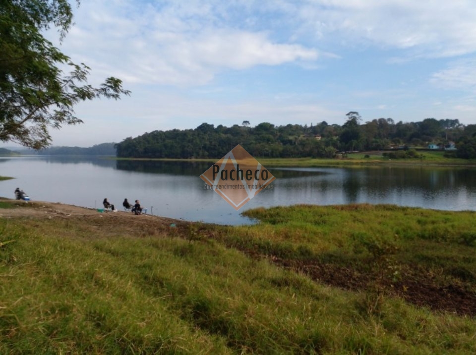 Fazenda à venda com 2 quartos, 120m² - Foto 3