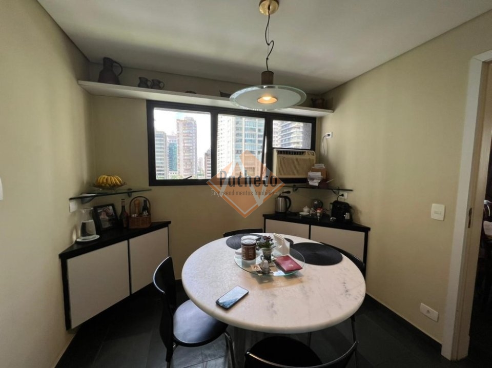 Apartamento à venda e aluguel com 4 quartos, 220m² - Foto 12