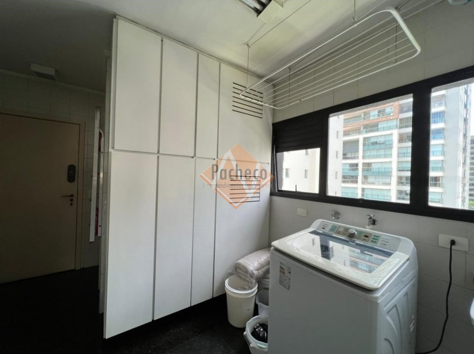 Apartamento à venda e aluguel com 4 quartos, 220m² - Foto 17