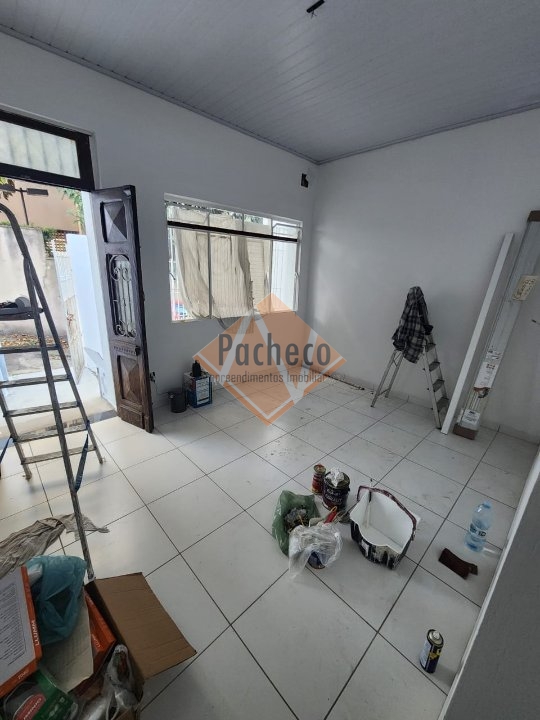 Casa à venda com 2 quartos, 40m² - Foto 6