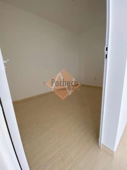 Apartamento à venda com 2 quartos, 42m² - Foto 3