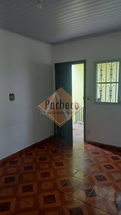 Casa à venda com 4 quartos, 174m² - Foto 4