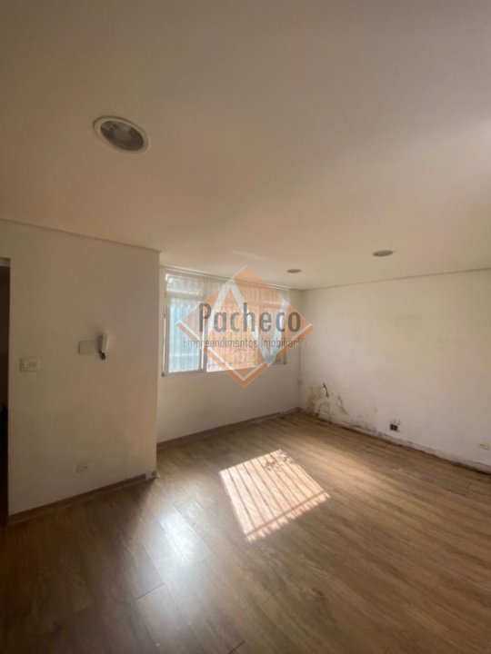 Casa à venda com 3 quartos, 225m² - Foto 9