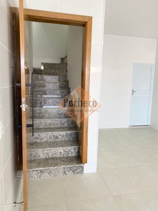 Sobrado à venda com 3 quartos, 240m² - Foto 11