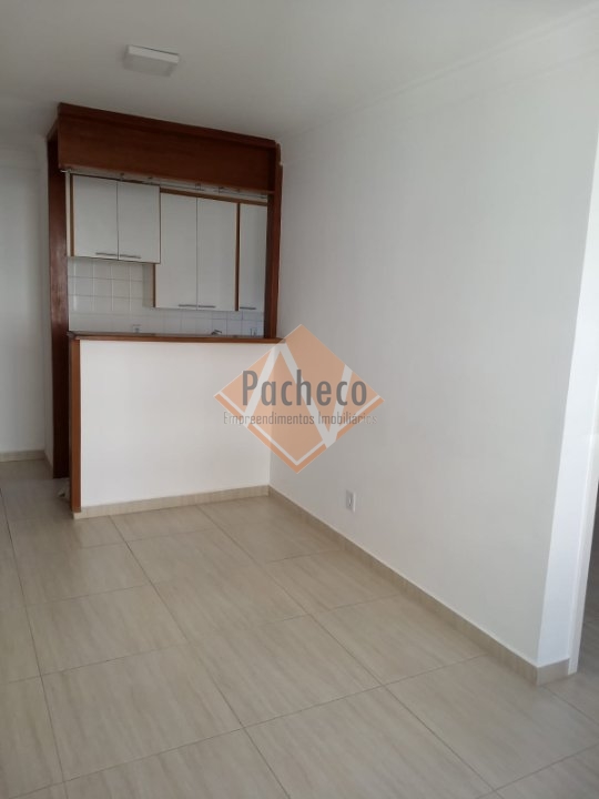 Apartamento à venda com 2 quartos, 42m² - Foto 3