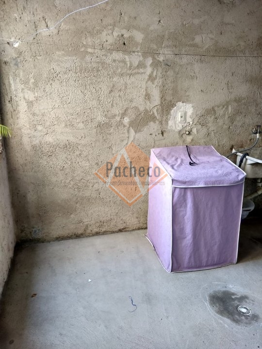 Sobrado à venda com 2 quartos, 150m² - Foto 37