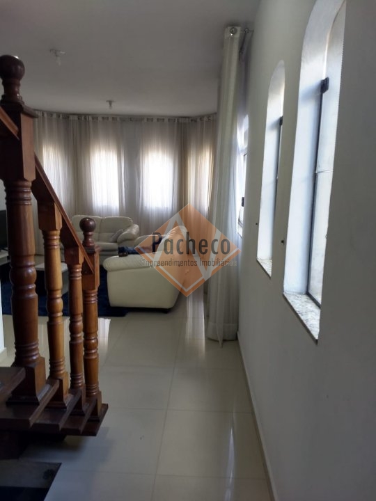 Sobrado à venda com 2 quartos, 150m² - Foto 13