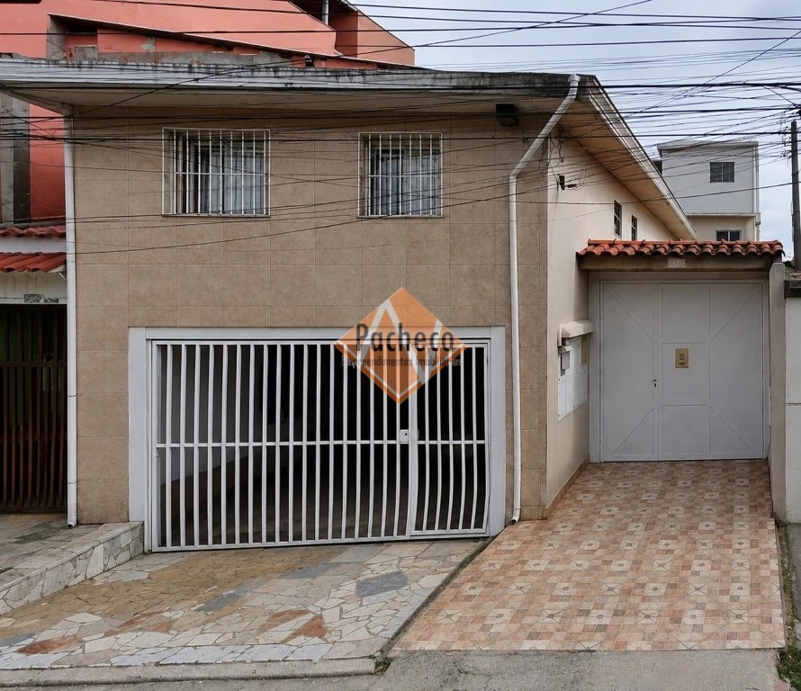 Casa, 6 quartos, 220 m² - Foto 1