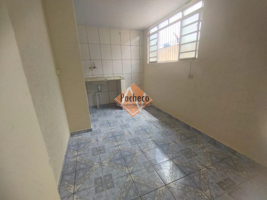 Casa, 6 quartos, 220 m² - Foto 6