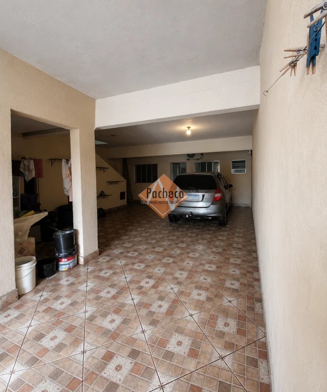 Casa, 6 quartos, 220 m² - Foto 15