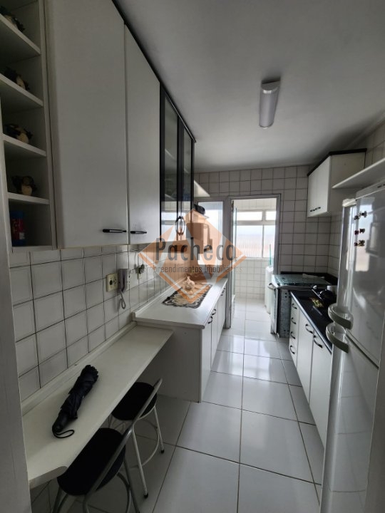 Apartamento à venda com 2 quartos, 60m² - Foto 12