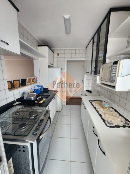 Apartamento à venda com 2 quartos, 60m² - Foto 10