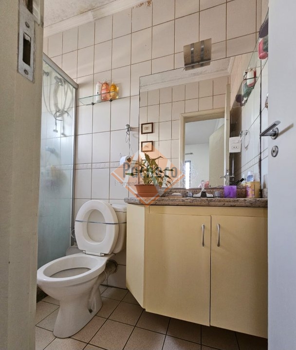 Apartamento à venda com 2 quartos, 63m² - Foto 18