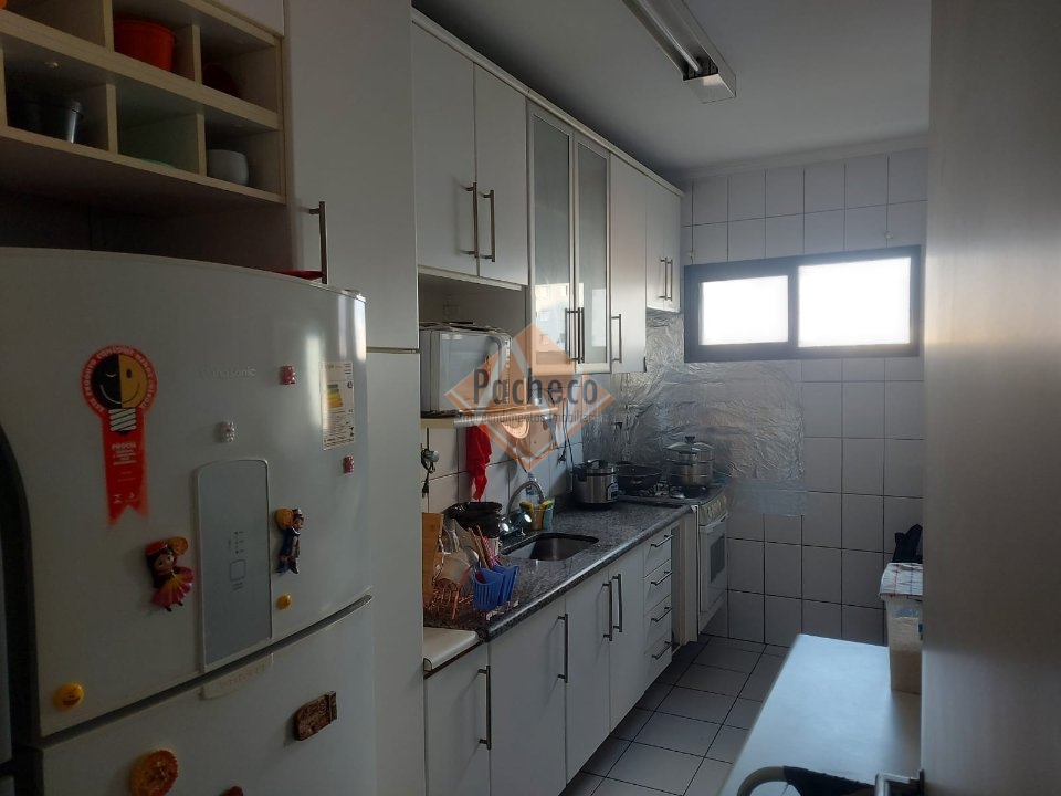 Apartamento à venda com 2 quartos, 63m² - Foto 11