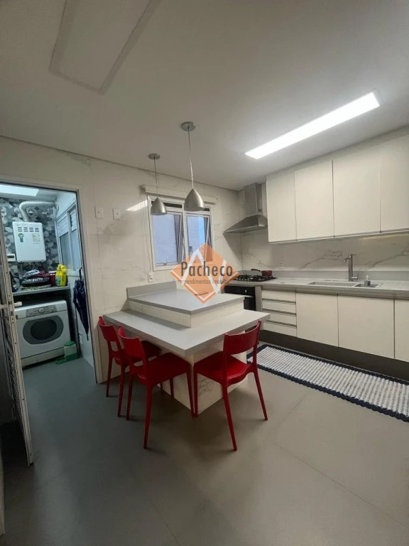 Apartamento à venda com 4 quartos, 146m² - Foto 11