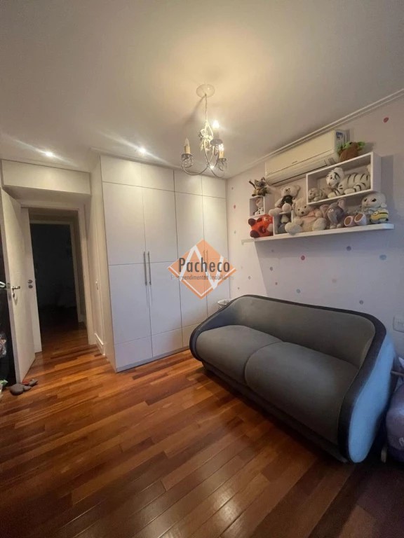 Apartamento à venda com 4 quartos, 146m² - Foto 18