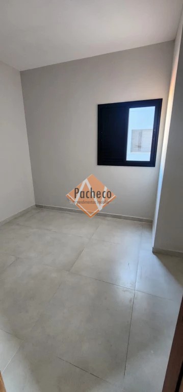 Apartamento à venda com 2 quartos, 40m² - Foto 5