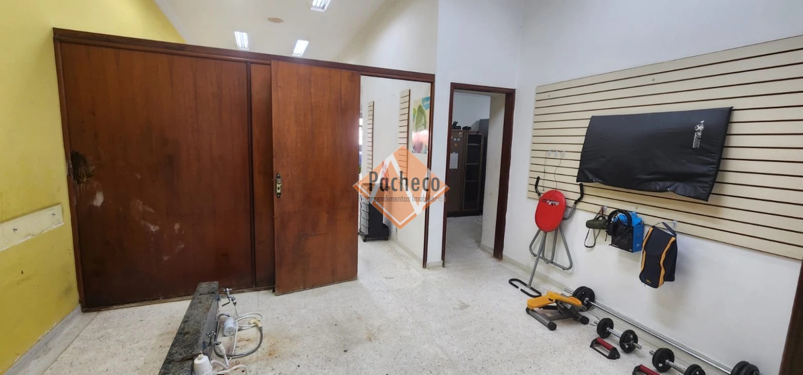 Loja-Salão para alugar com 3 quartos, 148m² - Foto 7