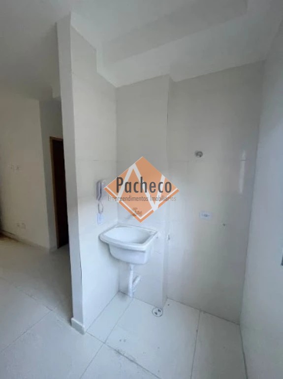 Apartamento à venda com 2 quartos, 34m² - Foto 2