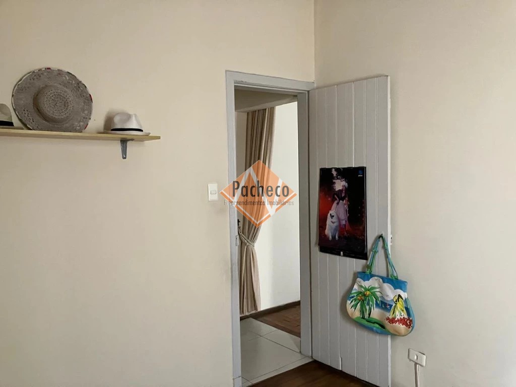 Casa à venda com 3 quartos, 210m² - Foto 11