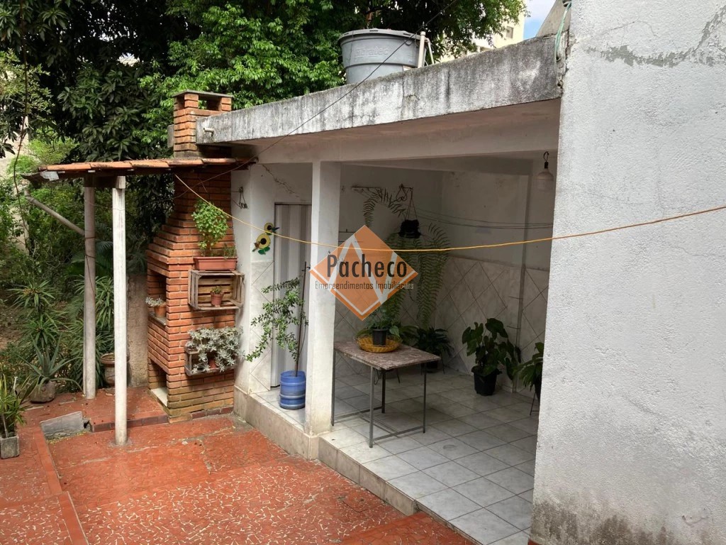 Casa à venda com 3 quartos, 210m² - Foto 15