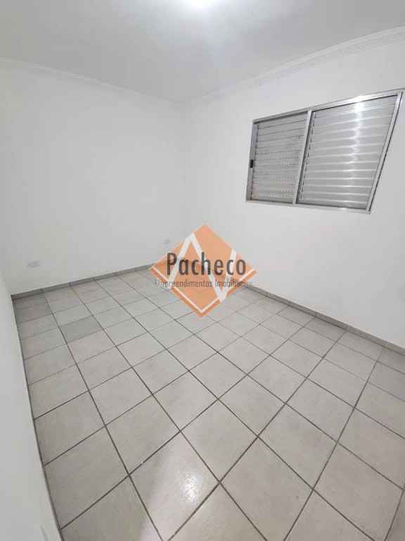 Casa à venda com 6 quartos, 400m² - Foto 13