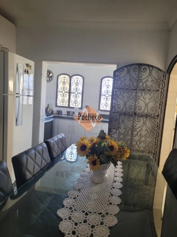 Casa, 5 quartos, 270 m² - Foto 3