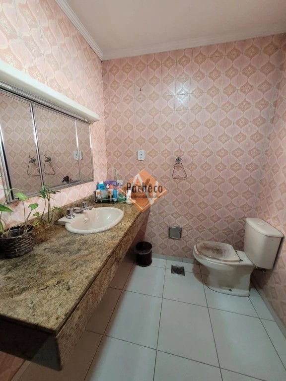 Casa, 5 quartos, 270 m² - Foto 10