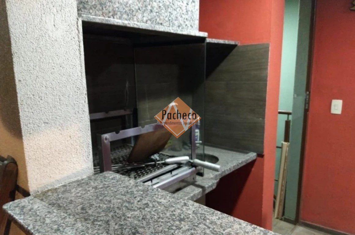 Sobrado à venda com 3 quartos, 250m² - Foto 2