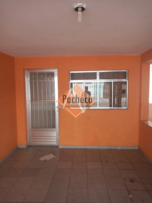 Sobrado à venda com 5 quartos, 201m² - Foto 2