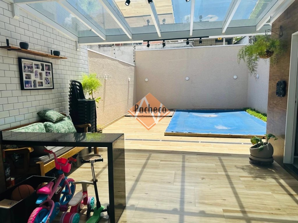 Sobrado, 4 quartos, 236 m² - Foto 2