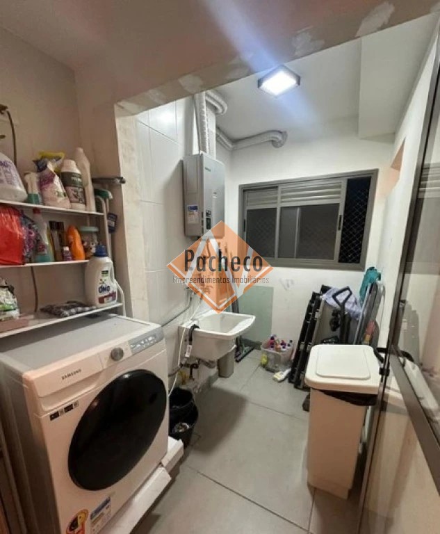 Apartamento à venda com 3 quartos, 81m² - Foto 17