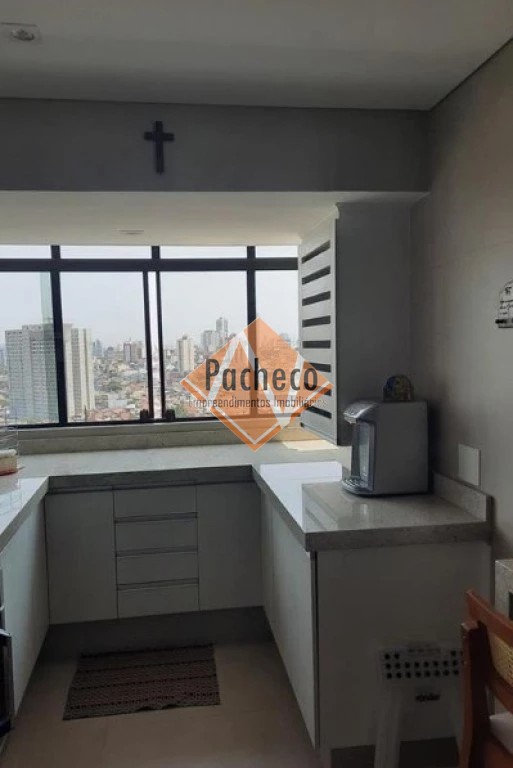 Apartamento à venda com 3 quartos, 140m² - Foto 3