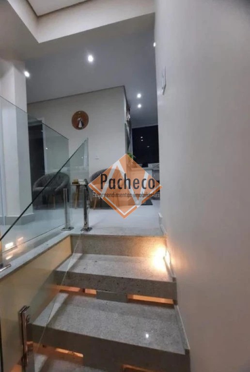 Apartamento à venda com 3 quartos, 140m² - Foto 5