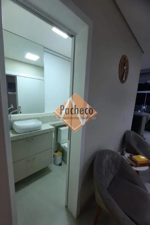 Apartamento à venda com 3 quartos, 140m² - Foto 9