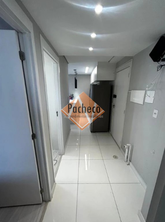 Apartamento à venda com 2 quartos, 40m² - Foto 1