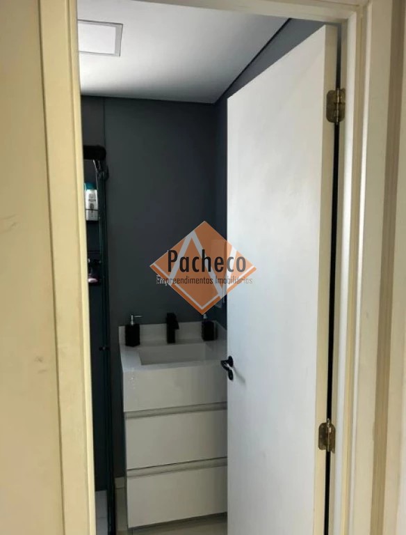 Apartamento à venda com 2 quartos, 40m² - Foto 4