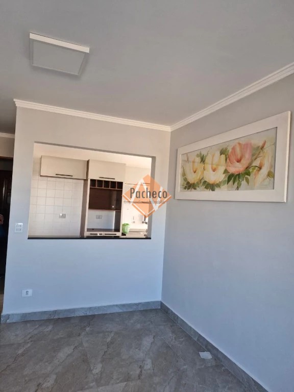 Apartamento para alugar com 2 quartos, 50m² - Foto 3