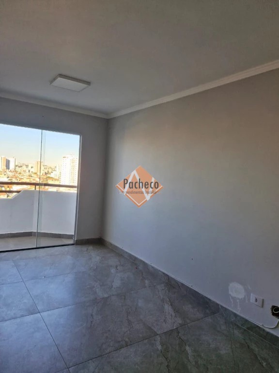Apartamento para alugar com 2 quartos, 50m² - Foto 4