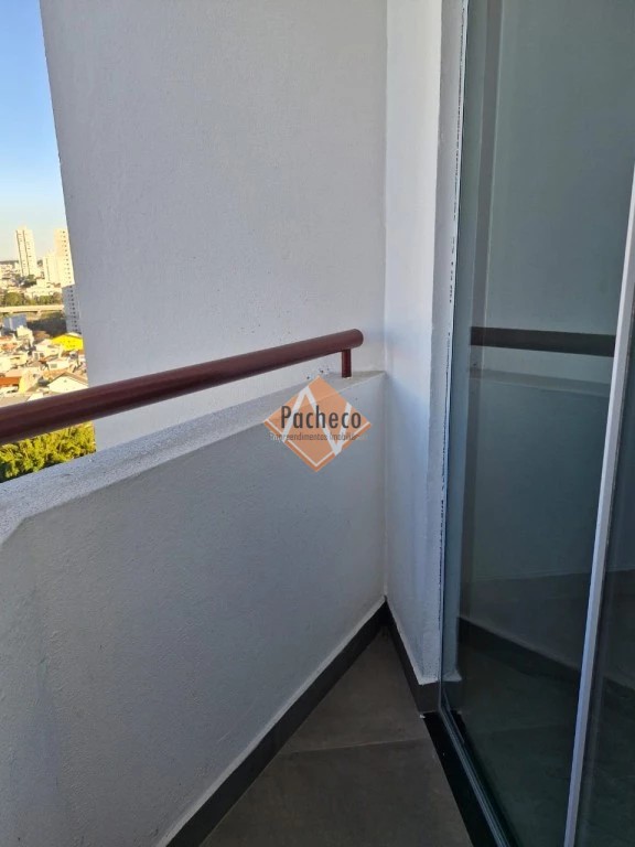Apartamento para alugar com 2 quartos, 50m² - Foto 13