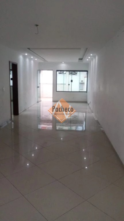 Casa, 4 quartos, 213 m² - Foto 2