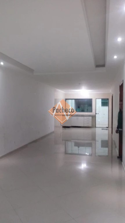 Casa, 4 quartos, 213 m² - Foto 3